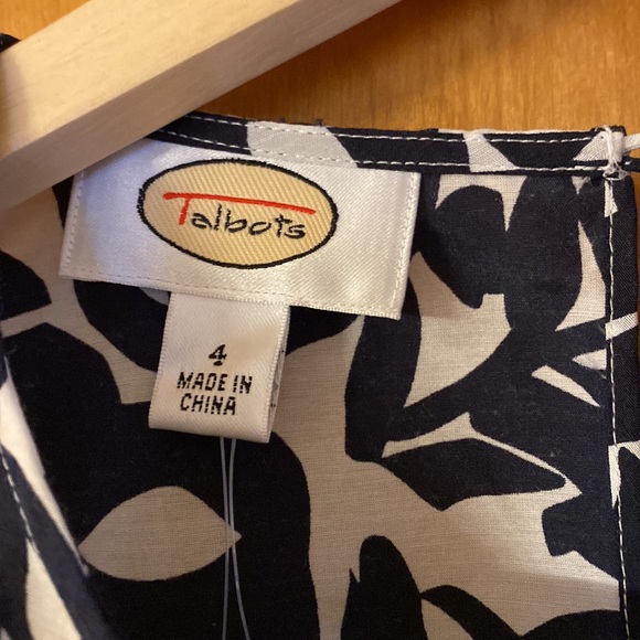 Talbots NWT tie waist tank in navy blue - Picture 2 of 5